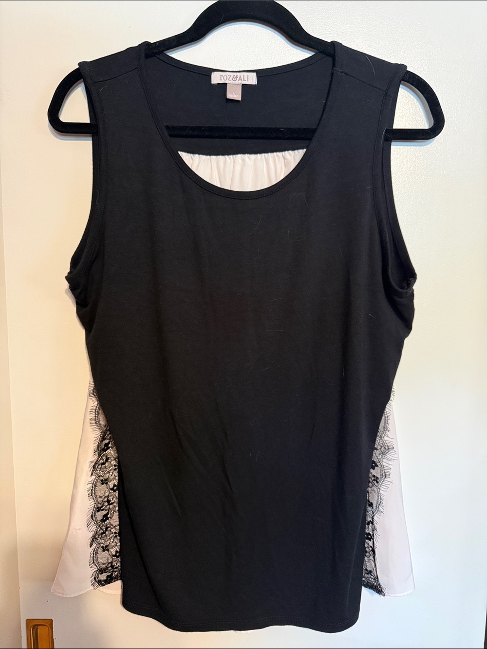 Roz & Ali sleeveless top